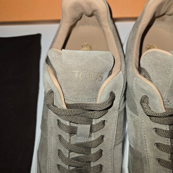 Tod's Cassetta Alta Sneakers in Taupe Suede - Picture 3 of 10